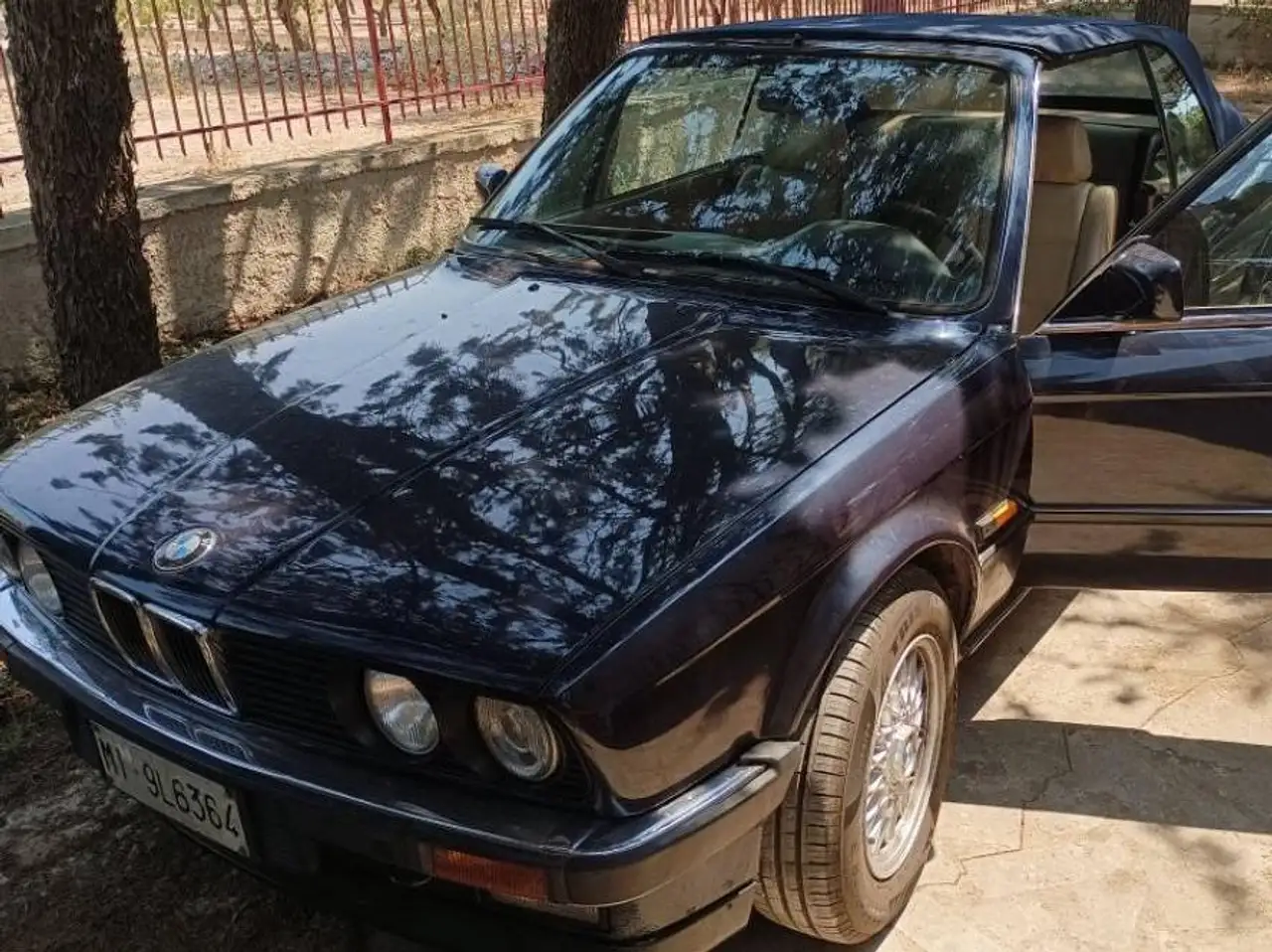 BMW 320 e30 Cabrio, foto 2