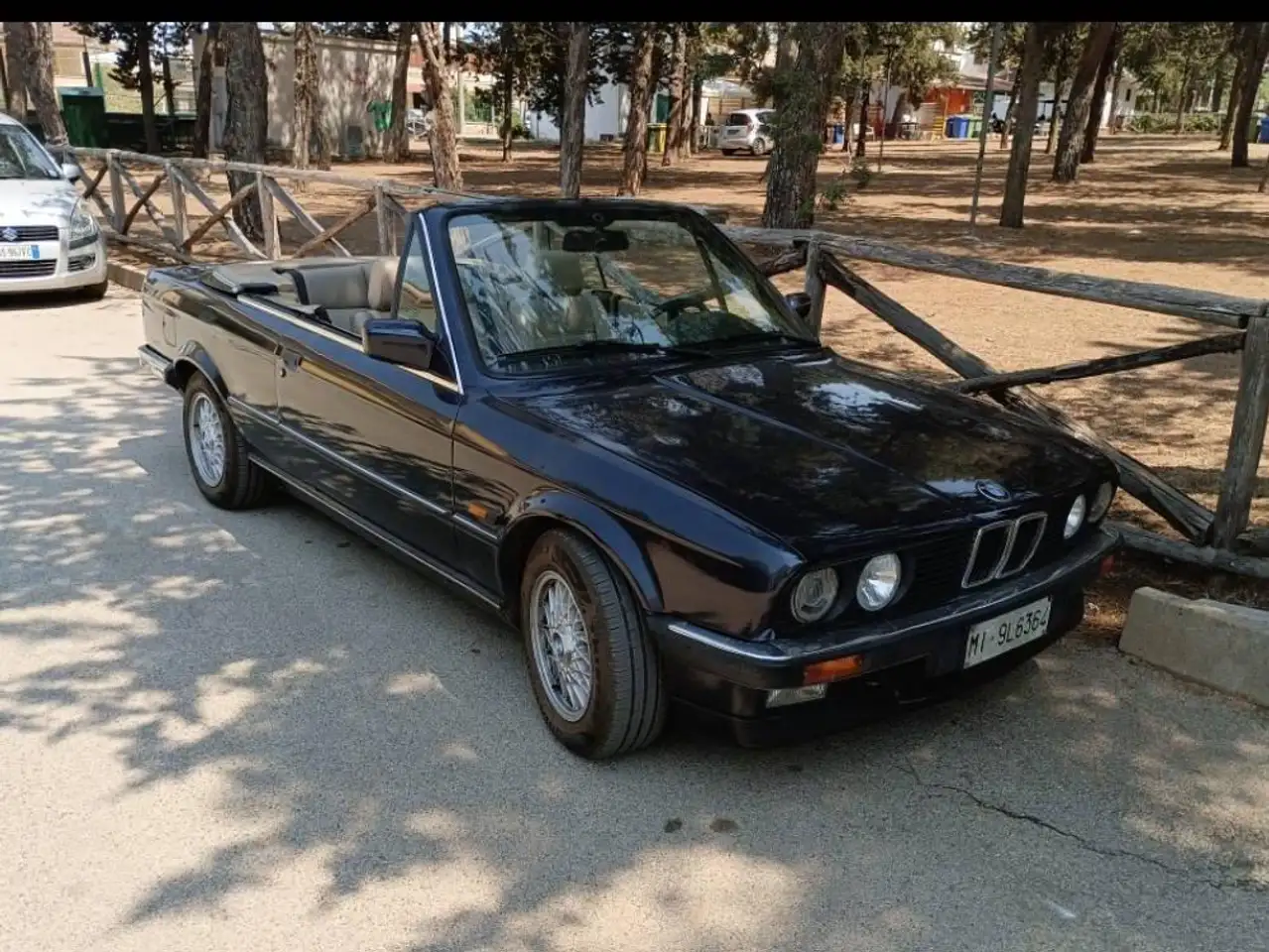 BMW 320 e30 Cabrio, foto 1