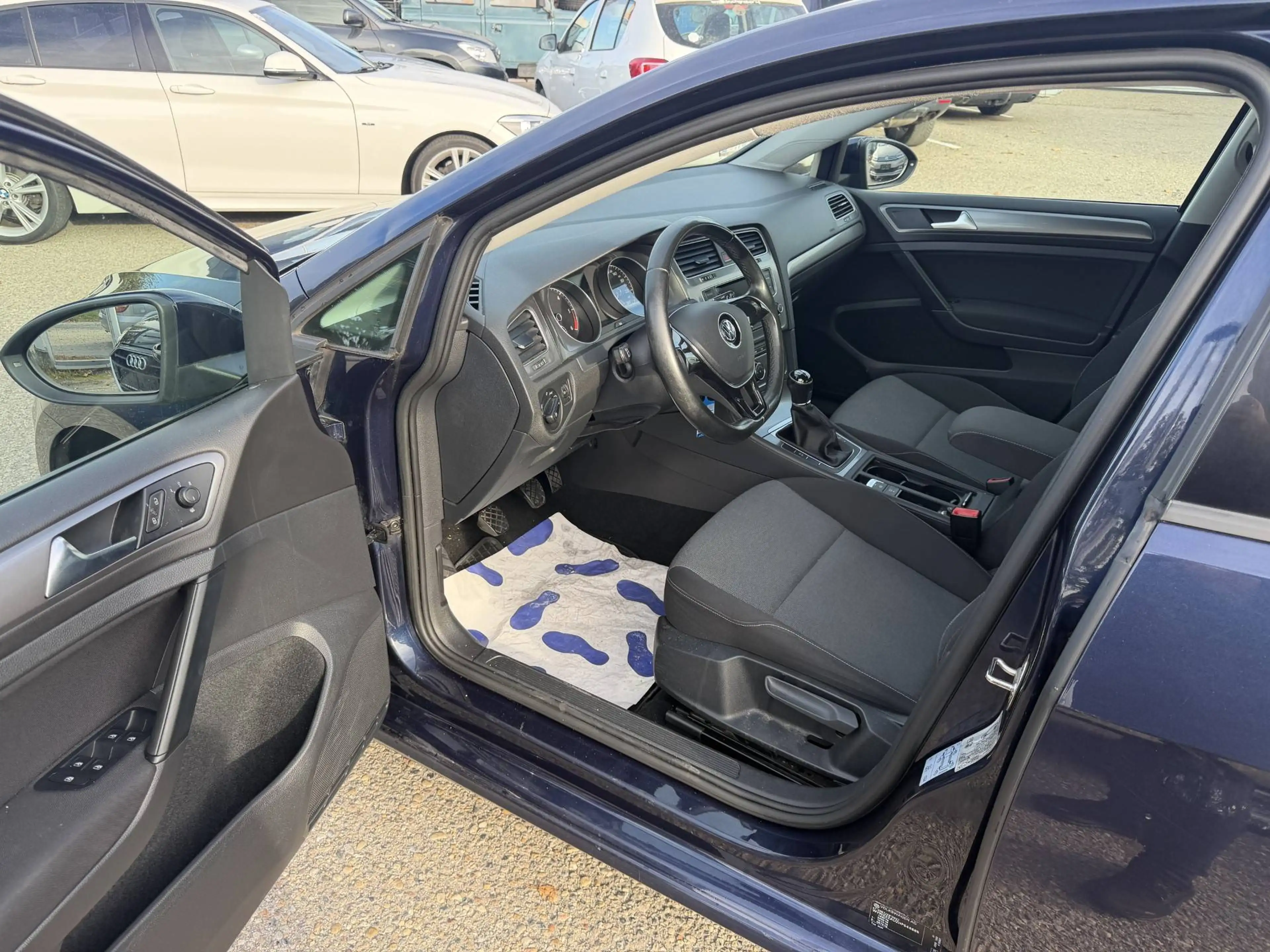 Volkswagen Golf Variant Trendline*wenigKM*PickerlNEU* — photo 8