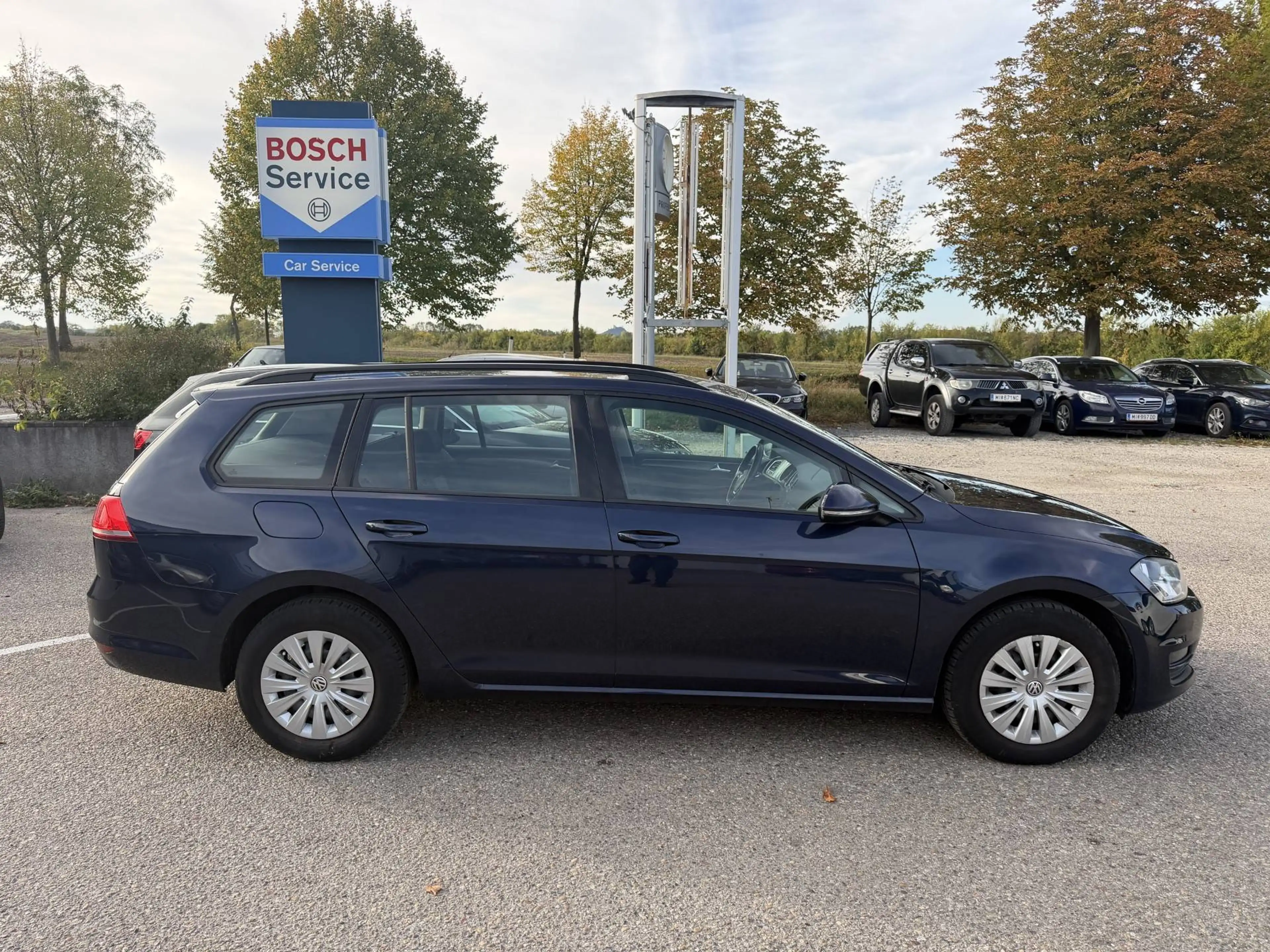 Volkswagen Golf Variant Trendline*wenigKM*PickerlNEU* — photo 3