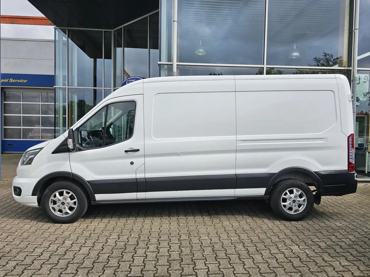 Ford Transit 350 2.0 TDCI L3H2 Limited 170 pk automaat | Dubbel Blanc - 2