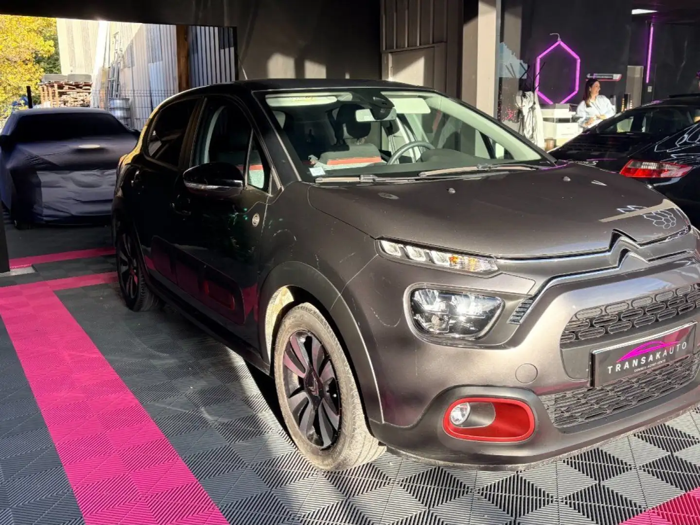 Citroen C3 PureTech 82 ch SS BVM5 C-Series ~ Apple CarPlay Gris - 2