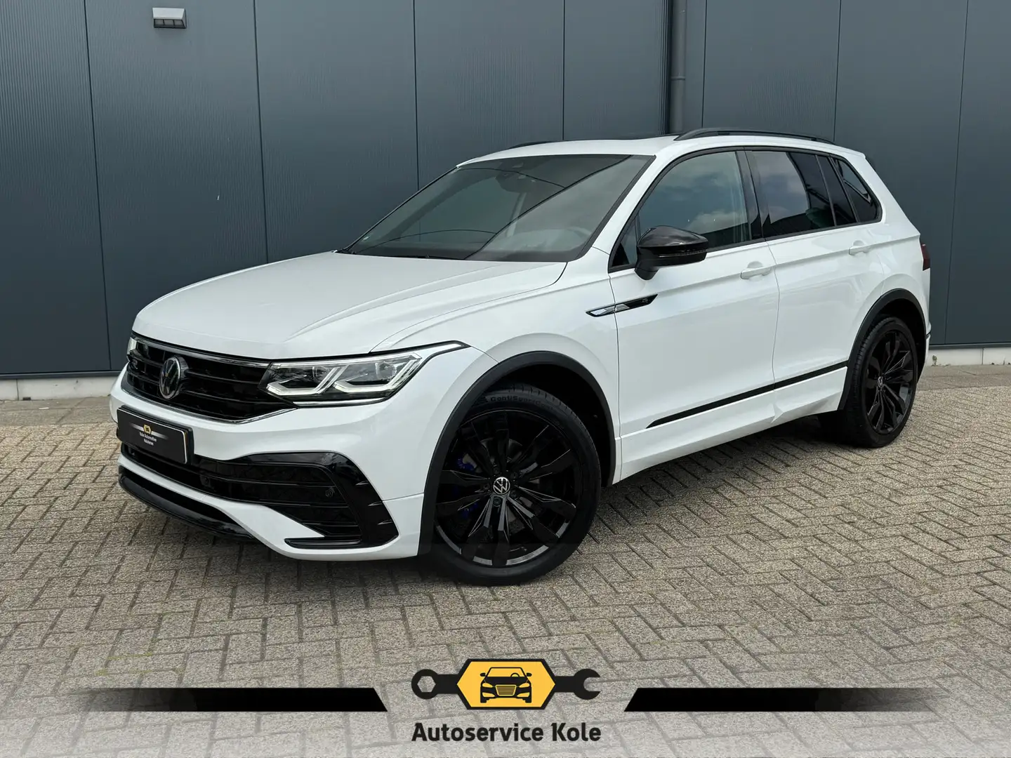 Volkswagen Tiguan 1.5 TSI * R-Line * Panorama * Visueel Cockpit * Tr Белый - 1