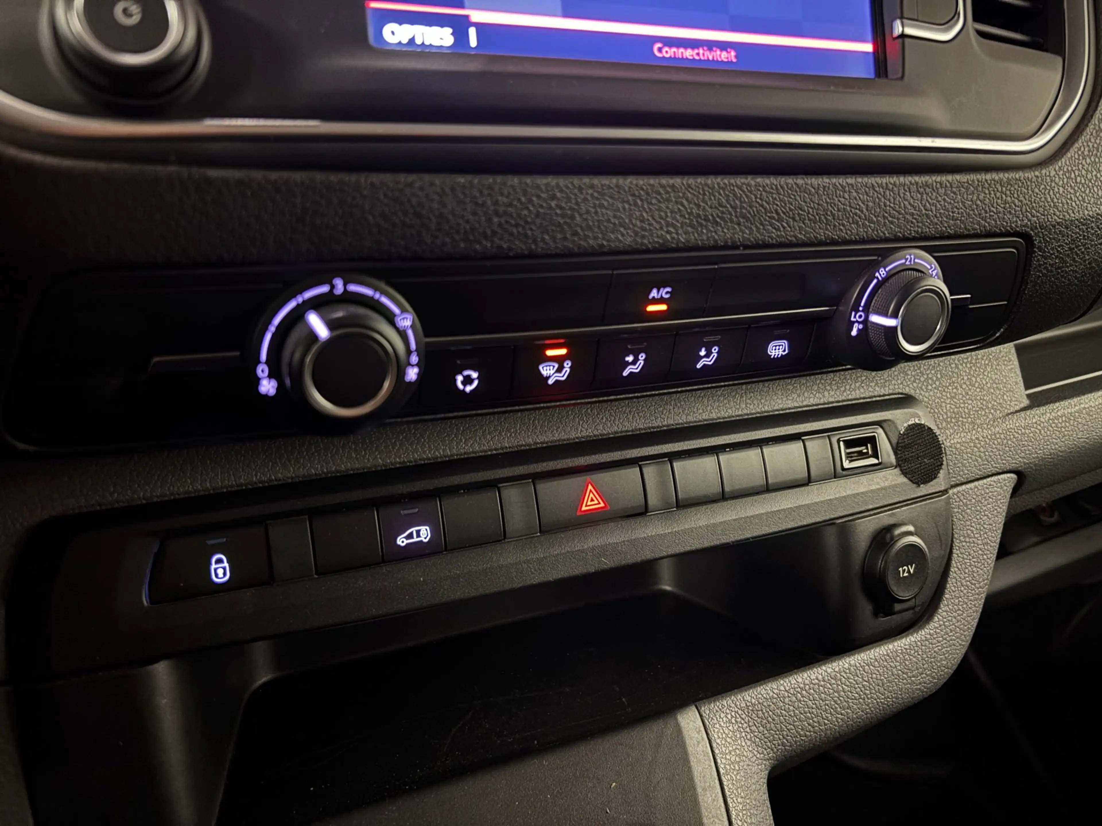 Citroen Jumpy 2.0 BlueHDI 120|Trekhaak|3 zits|NAP|Cruise|Carplay — photo 23