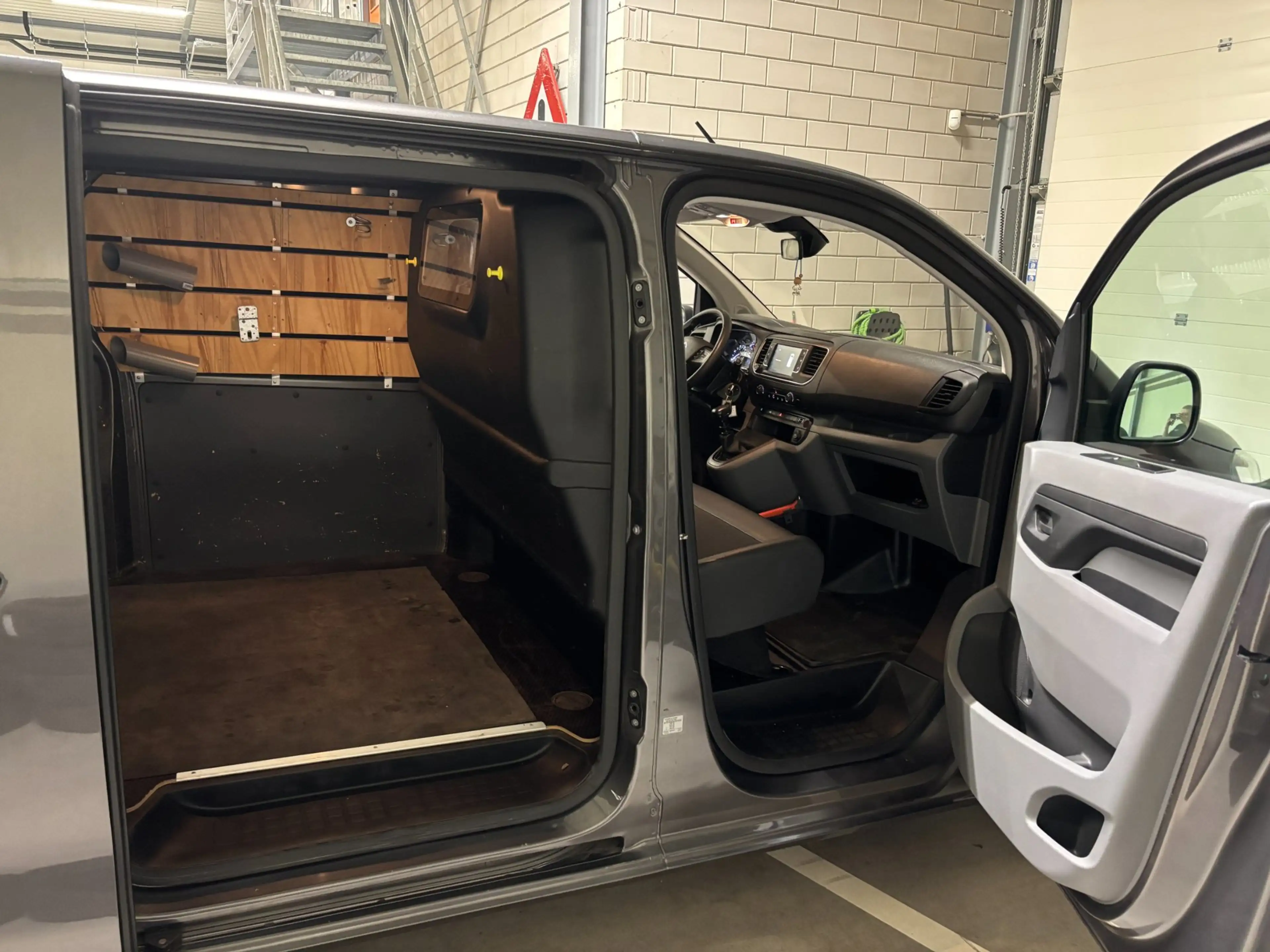 Citroen Jumpy 2.0 BlueHDI 120|Trekhaak|3 zits|NAP|Cruise|Carplay — photo 29