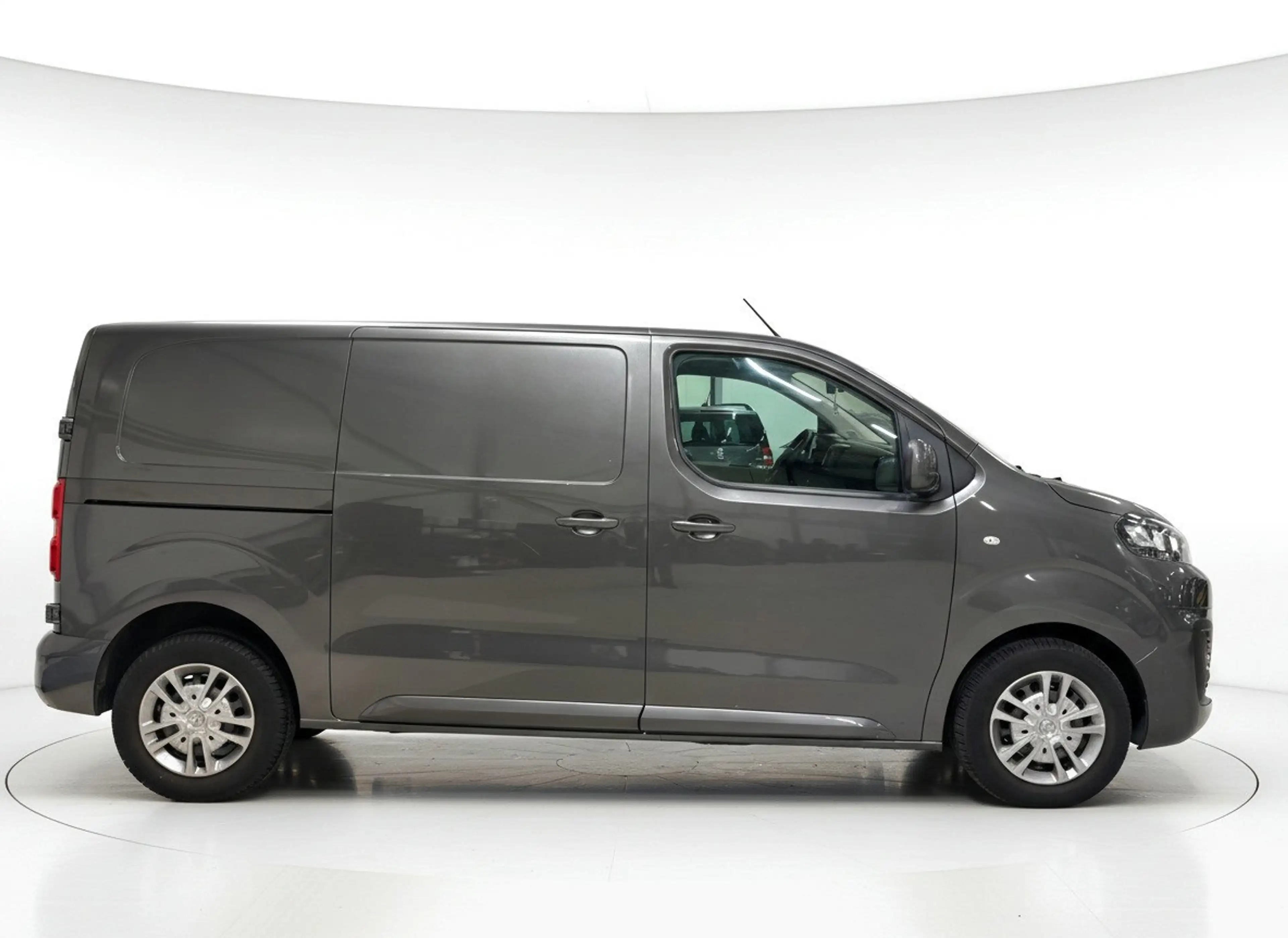 Citroen Jumpy 2.0 BlueHDI 120|Trekhaak|3 zits|NAP|Cruise|Carplay — photo 3