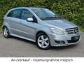 Mercedes-Benz B 200 1.HAND | SCHECKHEFT | PDC | SHZ | TÜV NEU Argent - thumbnail 2