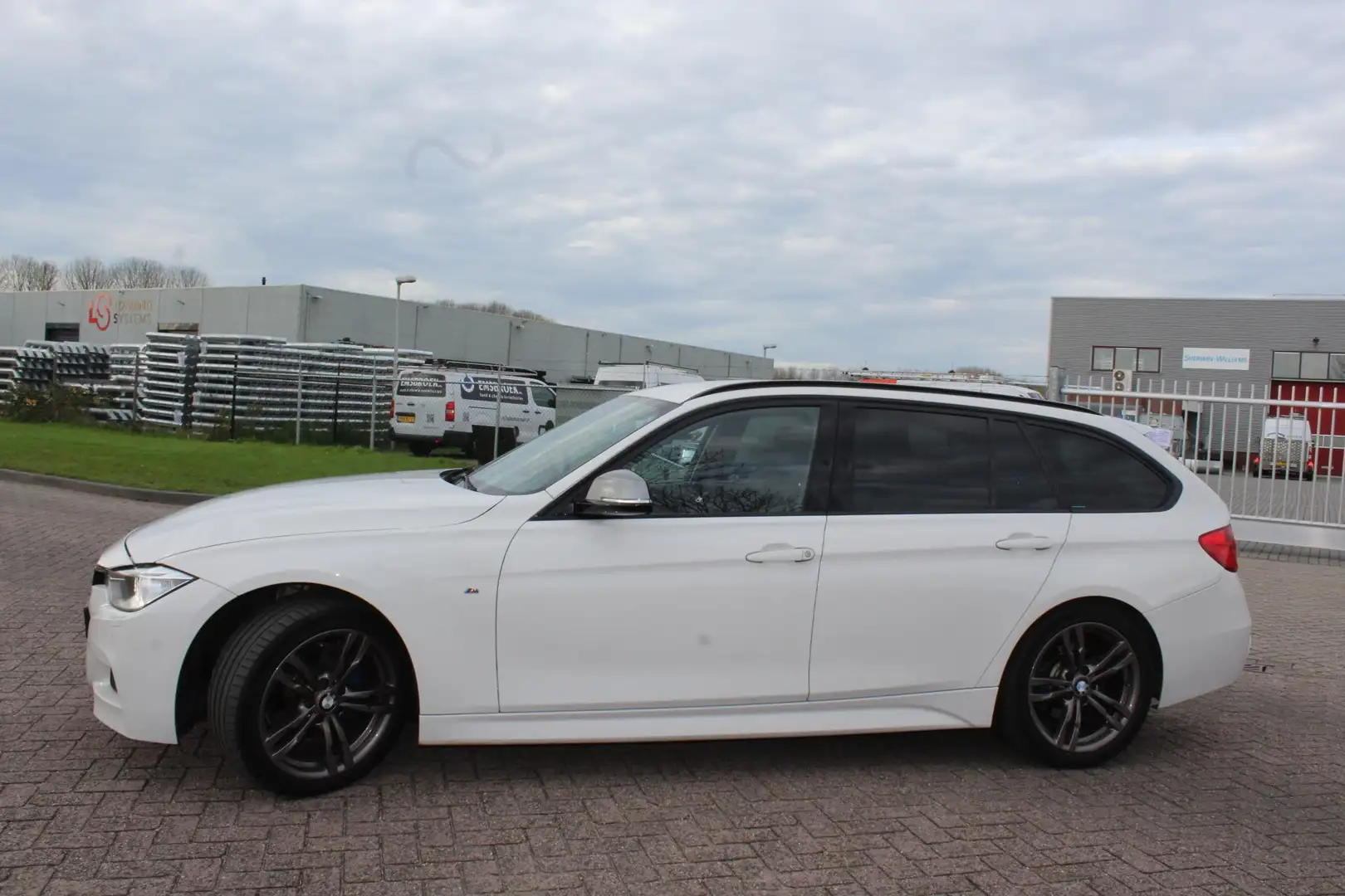 BMW 316 3-serie Touring 316i M Sport Edition Blanc - 2