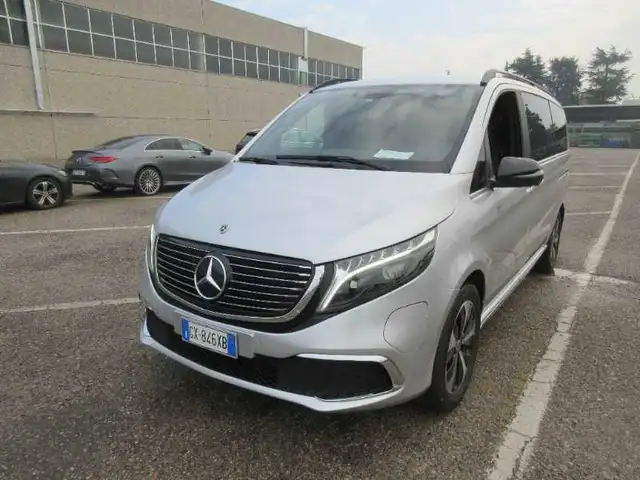 Mercedes-Benz EQV 300 EQV 2020 Long  100% elettrico 7 posti