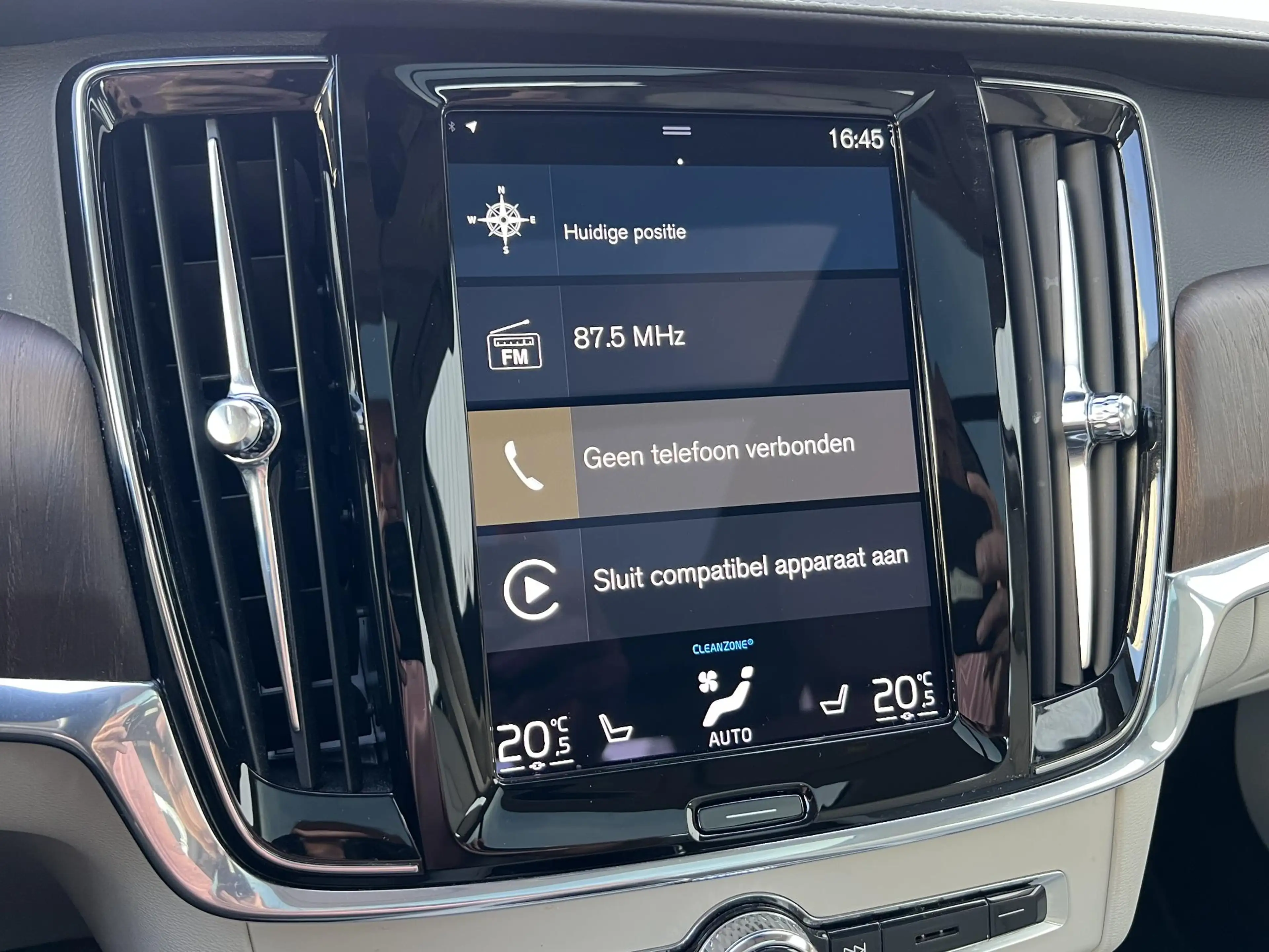 Volvo V90 Cross Country 2.0 B5 AWD Pro Bowers&Wilkins / Panoramadak / 21" — photo 14