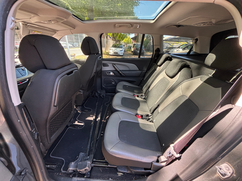 Citroen Grand C4 SpaceTourer Shine 7 Sitzer AHK Panorama — photo 14