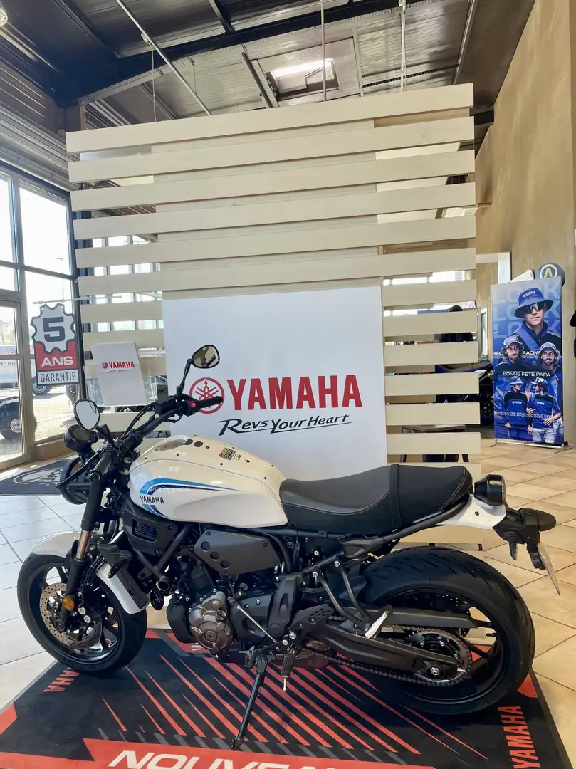Yamaha XSR 700 Blanc - 2