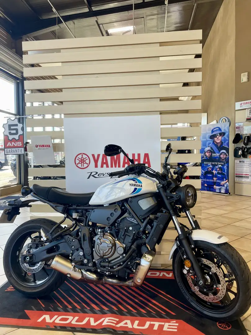 Yamaha XSR 700 Blanc - 1