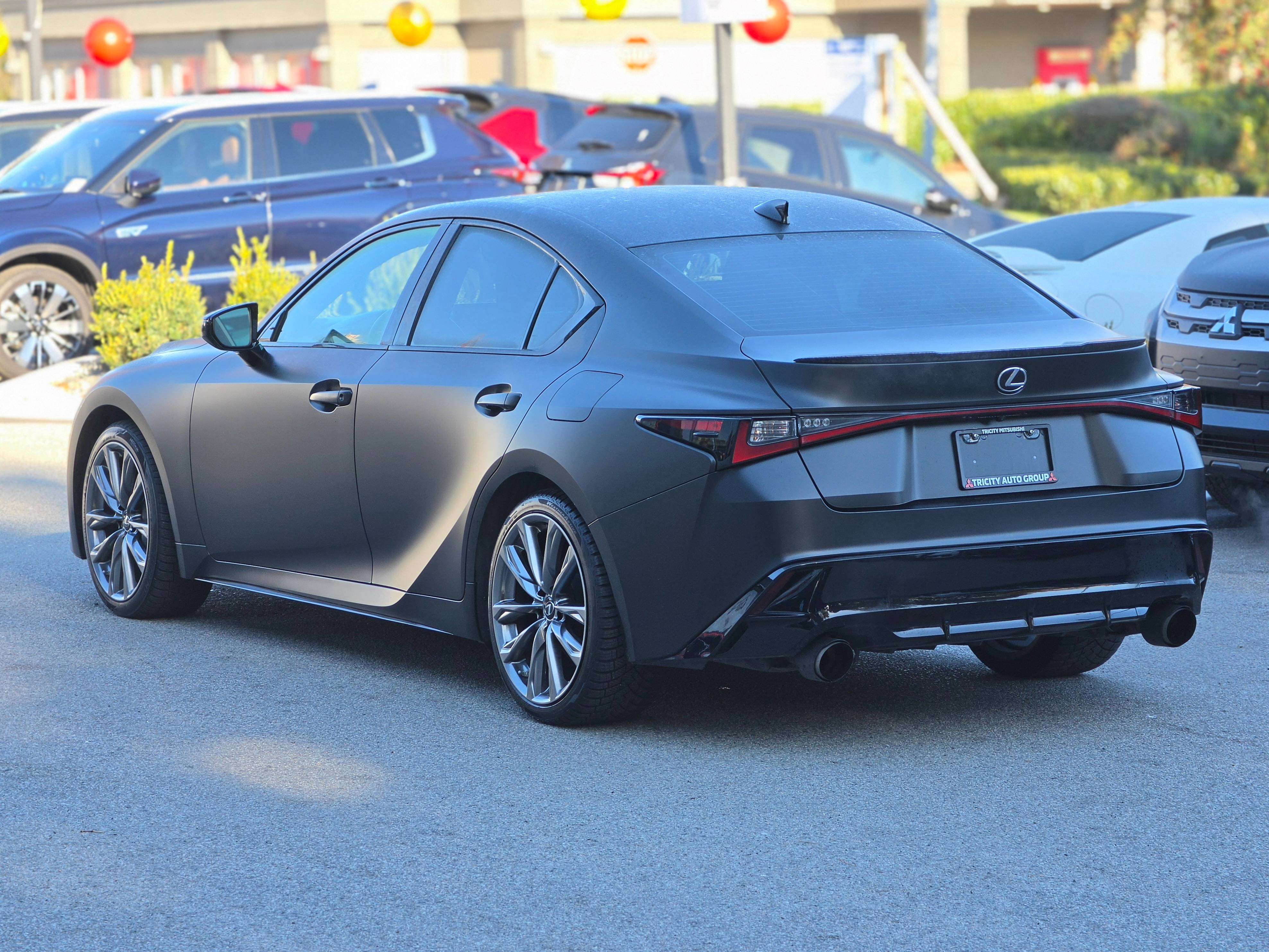 2021 Lexus IS Sedan