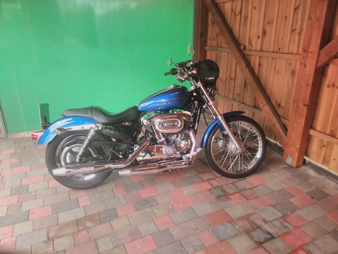 Harley-Davidson Sportster 1200 Custom XL Blau - 1
