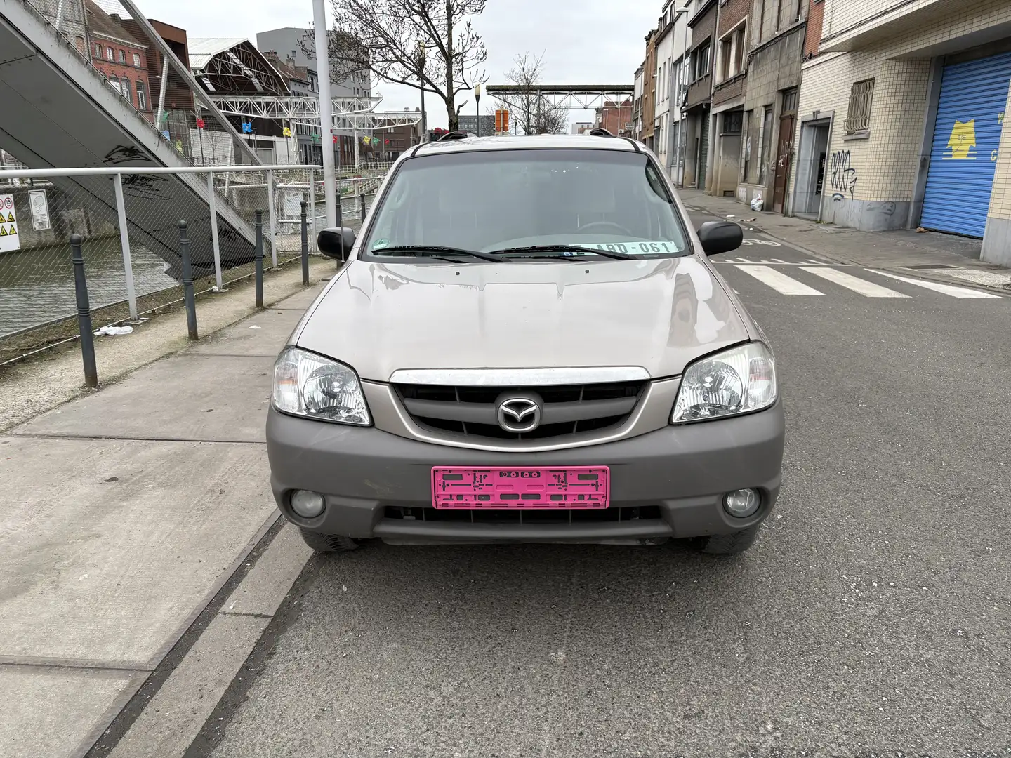 Mazda Tribute - 1