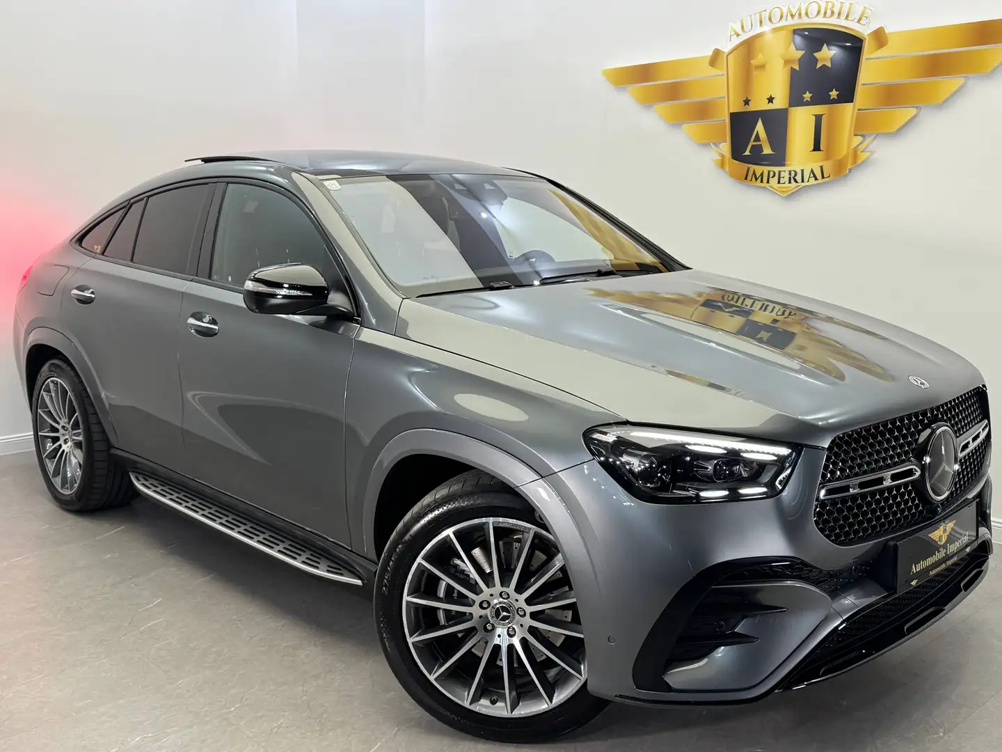 Mercedes-Benz GLE 300 d 4MATIC Aut. // AMG LINE // 1.BESITZ // FACELIFT // Grau - 1
