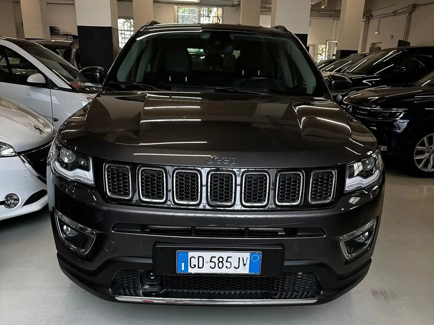 Jeep Compass Compass 1.3 turbo t4 phev Limited 4xe at6 Szürke - 1