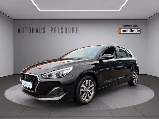 Hyundai i30 YES! Navi/Klima/CarPlay/RFK/Spur/Tempomat