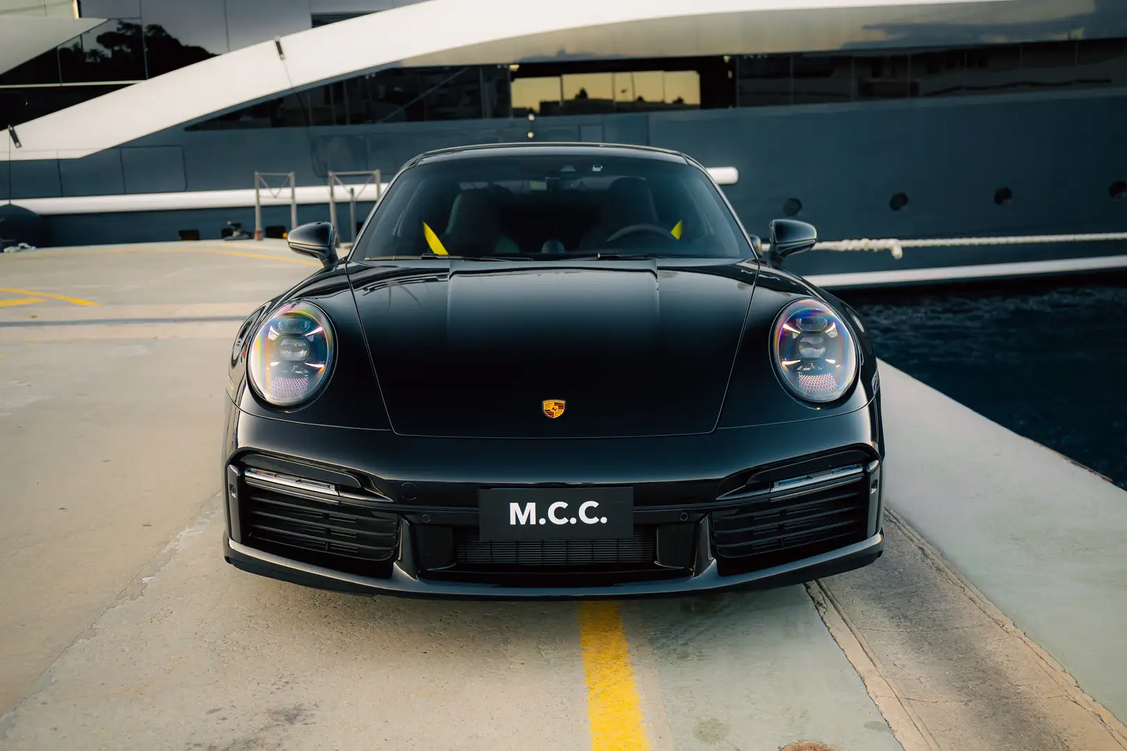 Porsche 911 992 Turbo S - Jet Black Metallic Siyah - 2