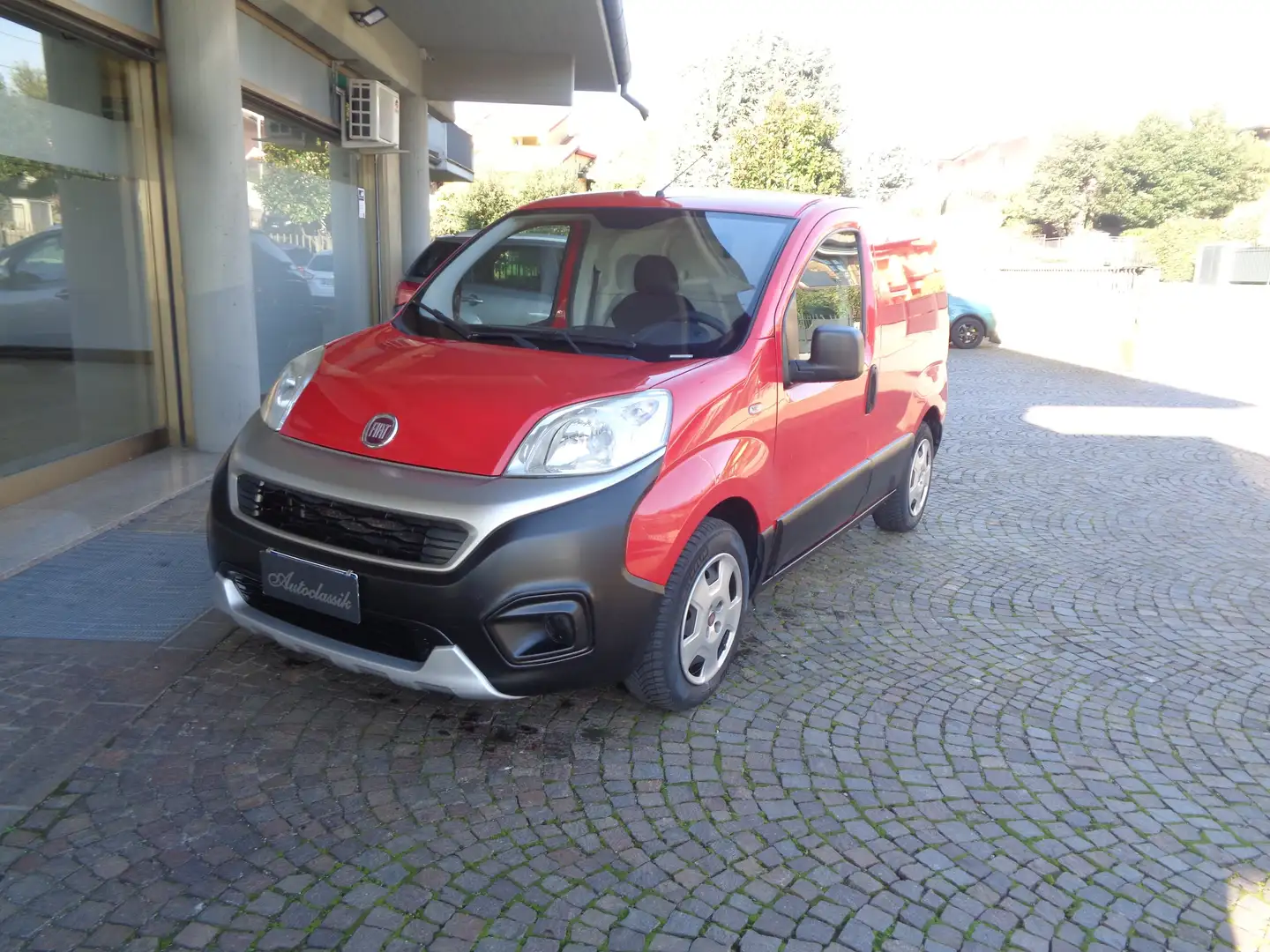 Fiat Fiorino 1300 MTJ EURO 6B   OFFICINA MOBILE Rojo - 1