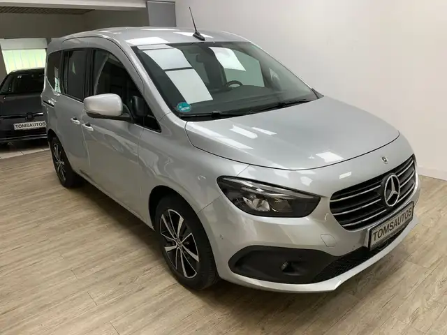 Mercedes-Benz T-Class T180 Automatik Progressive Navi AHK 17"