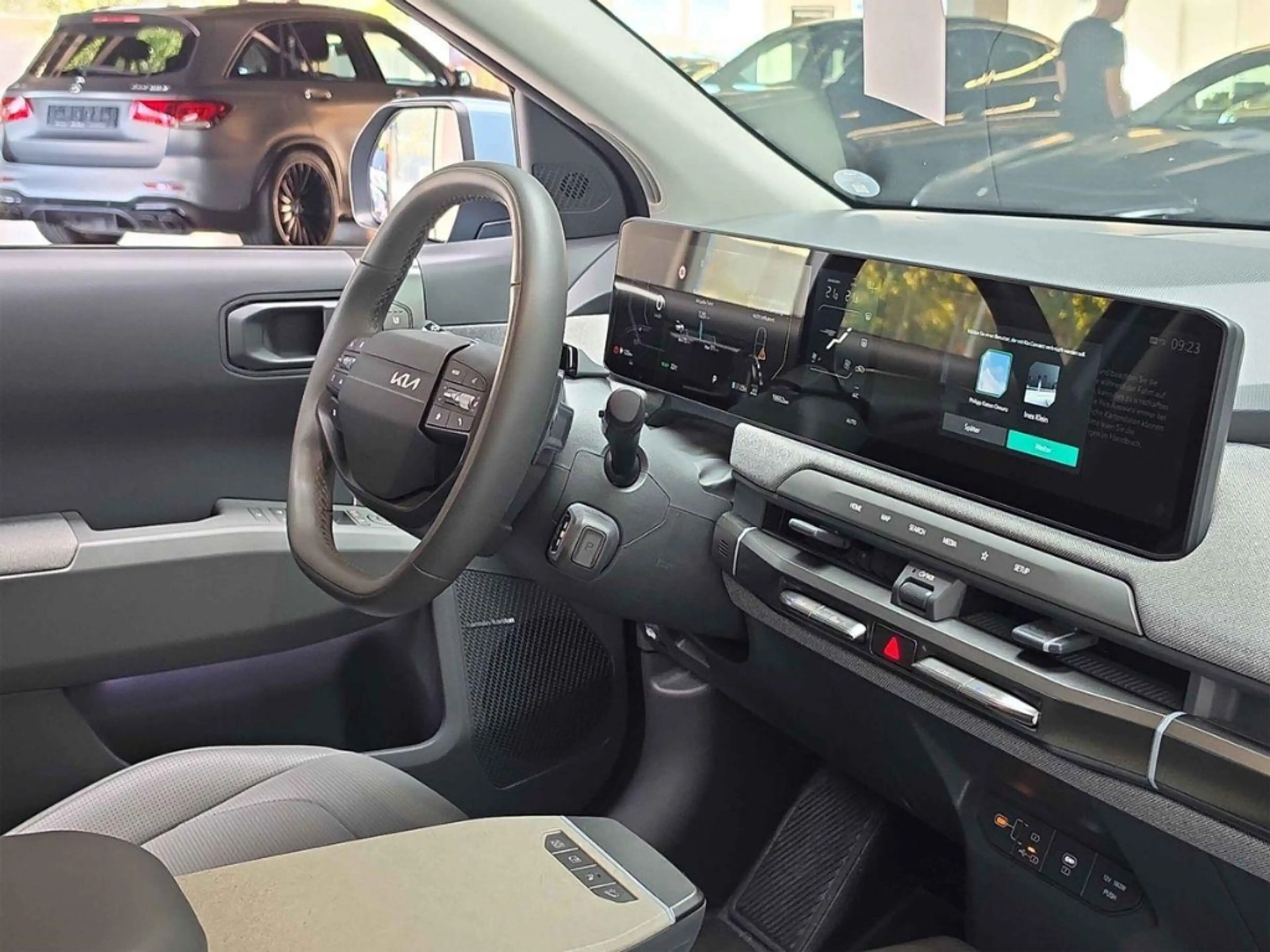 Kia EV3 150 kW 81kwh Earth Voll P3 P4 P5 P6 P7 P8 V2L — photo 9