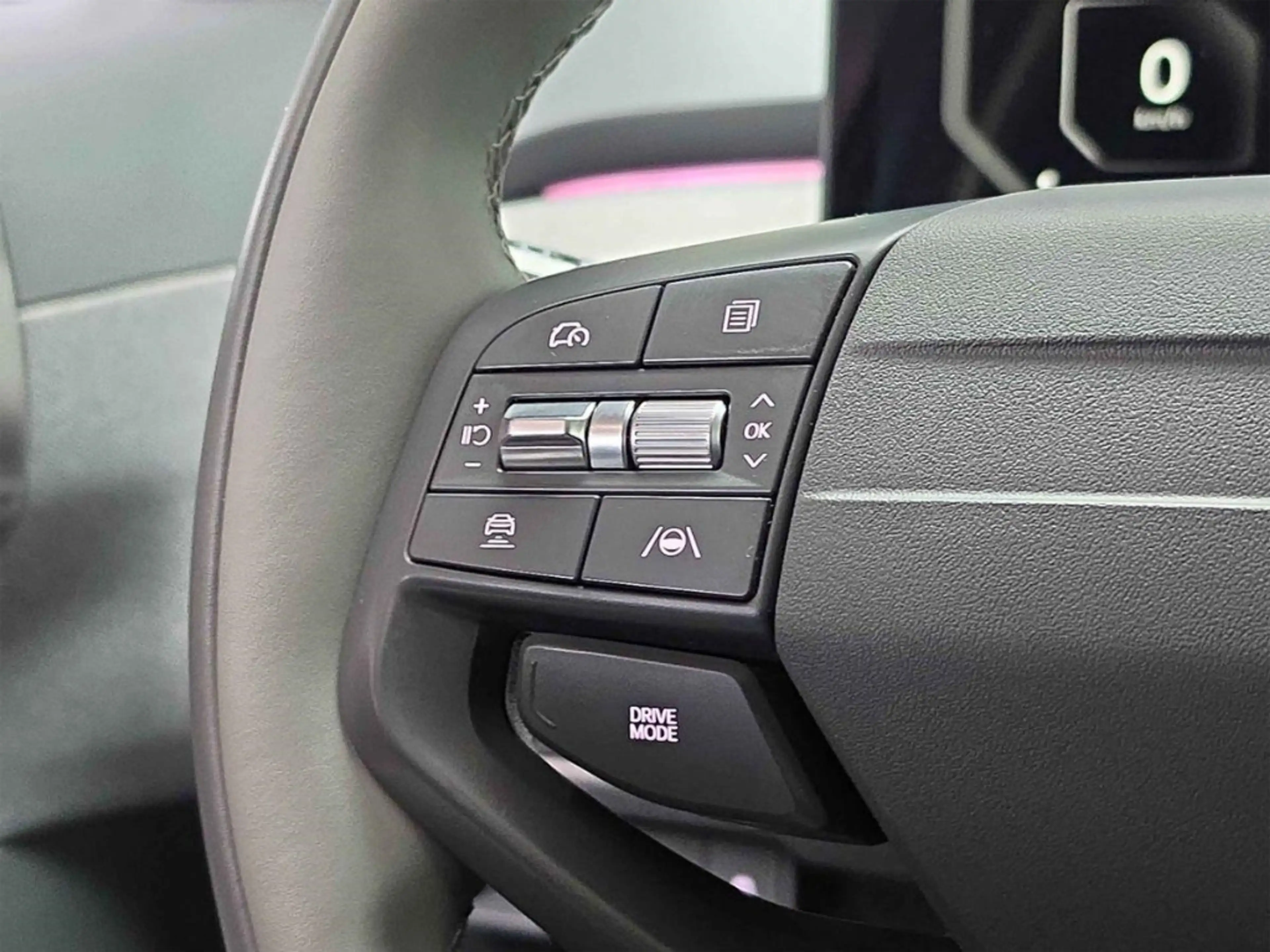 Kia EV3 150 kW 81kwh Earth Voll P3 P4 P5 P6 P7 P8 V2L — photo 10