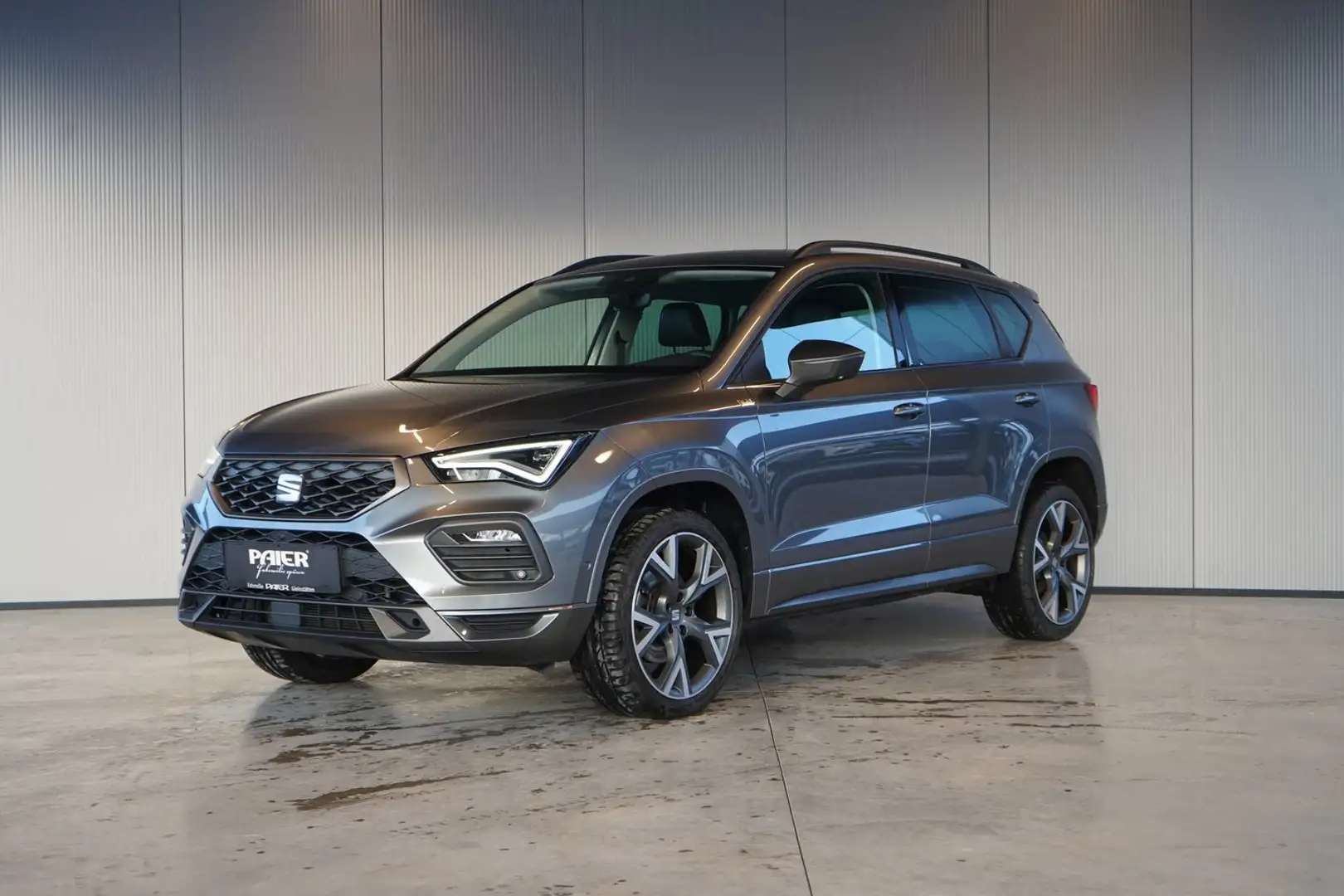 SEAT Ateca FR 1.5 TSI ACT Grau - 1