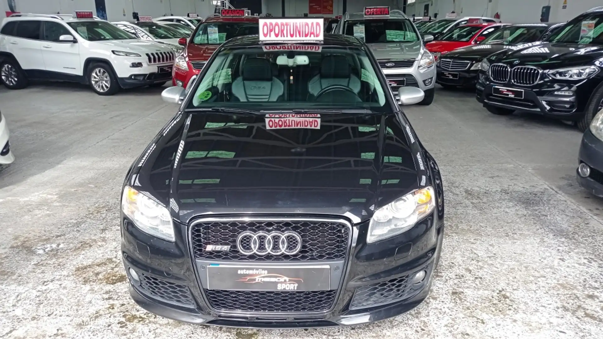 Audi RS4 4.2 V8 FSI quattro Schwarz - 1