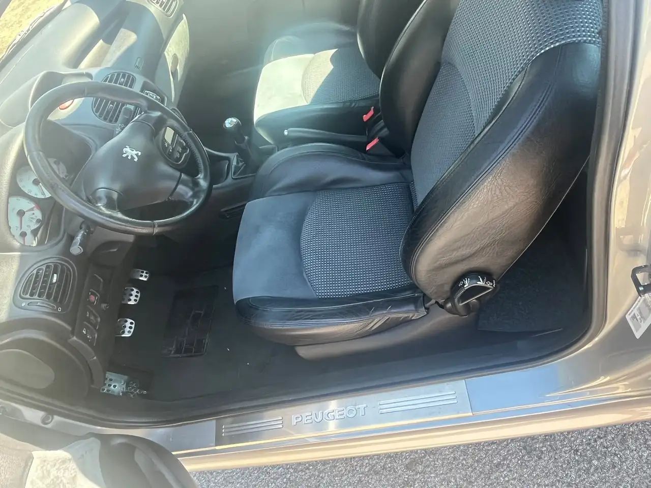 Peugeot 206 3p 2.0 16v Gti, foto 8