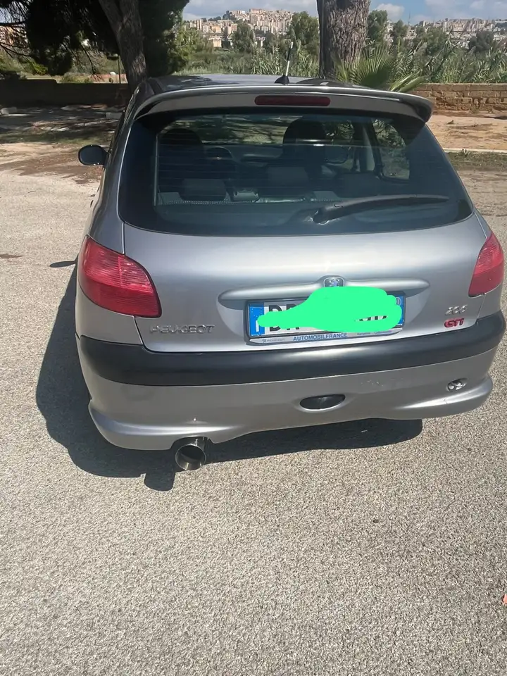 Peugeot 206 3p 2.0 16v Gti, foto 2