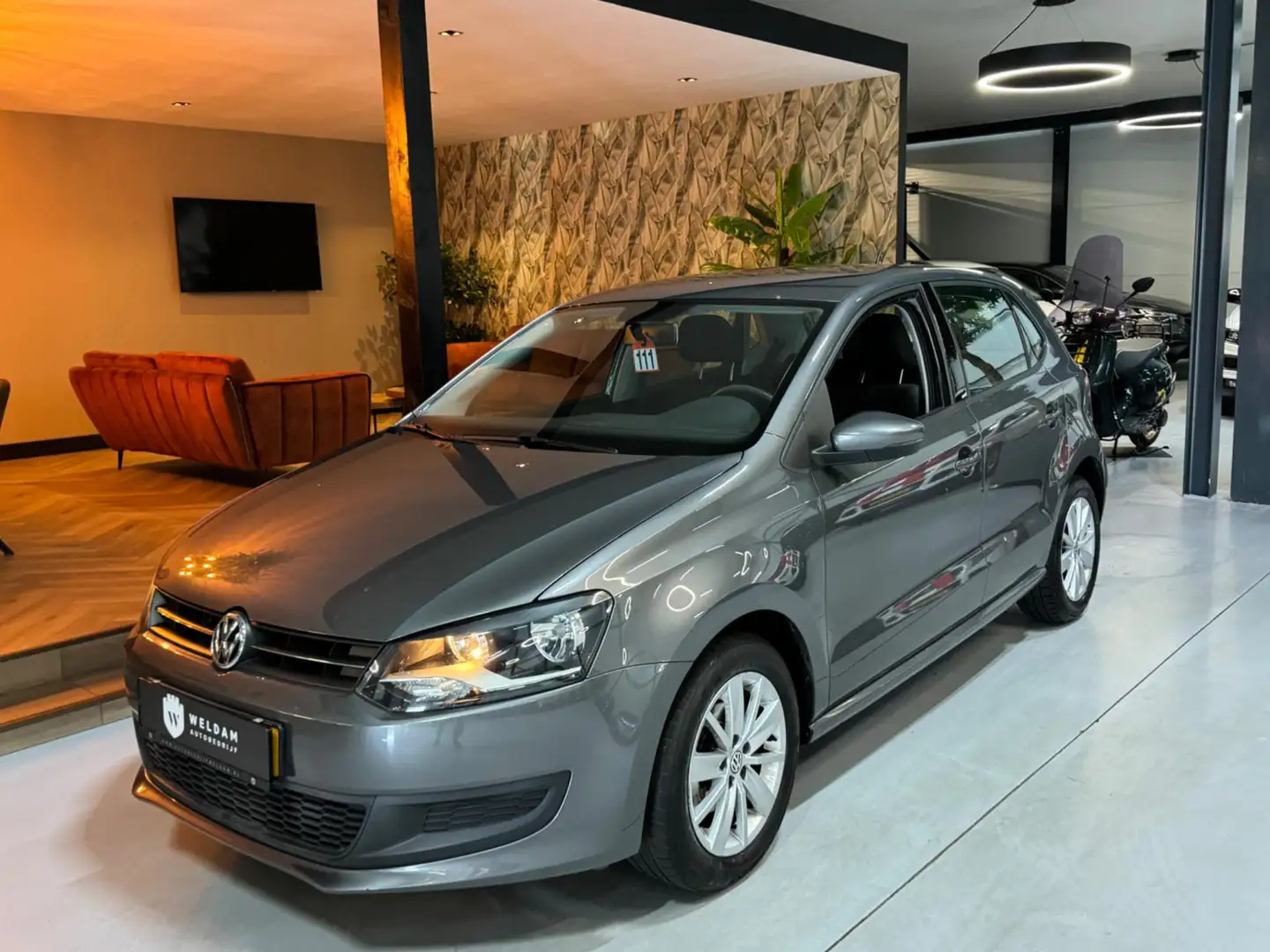 Volkswagen Polo 1.2 TSI Comfortline Cruise Bluetooth Nieuwe APK Ai Grijs - 2