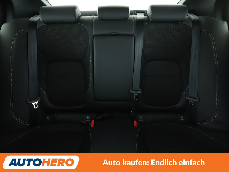 Jaguar XE 20d R-Sport Aut*NAVI*XENON*TEMPO*CAM*PDC*SHZ* — photo 15