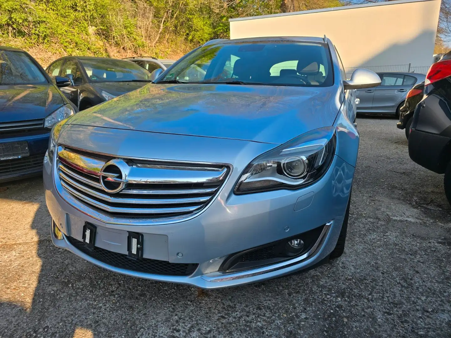 Opel Insignia A Sports Tourer Innovation Blau - 1