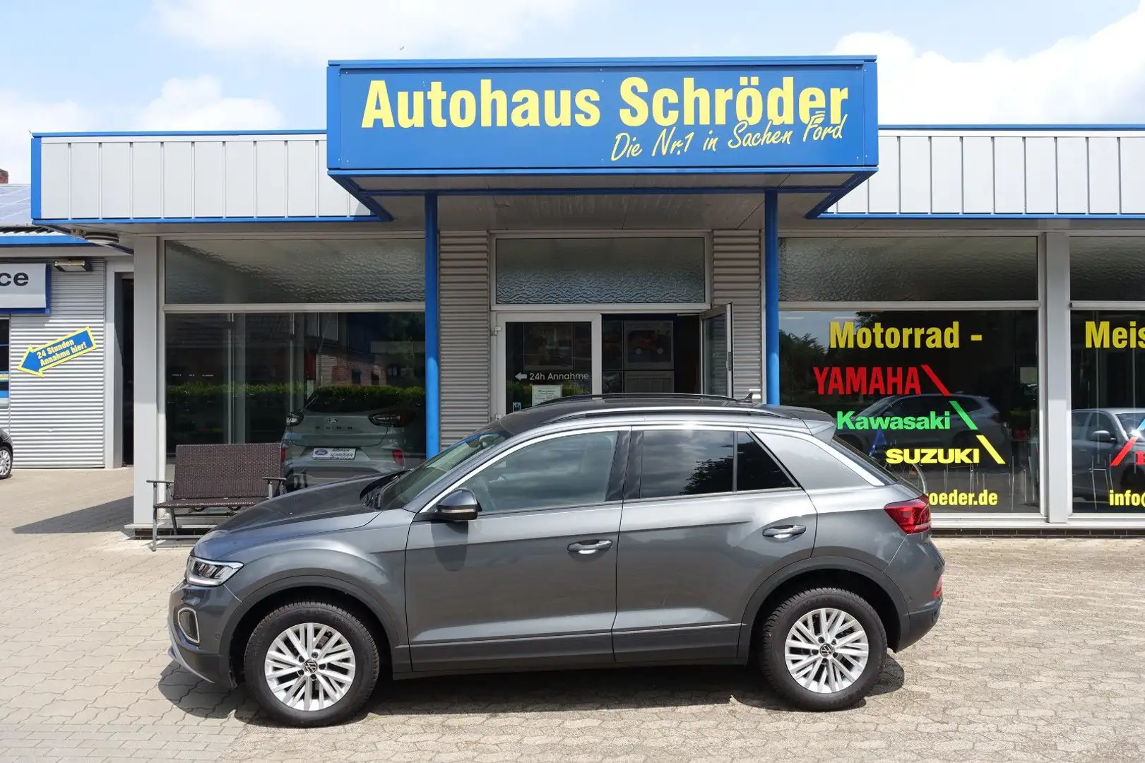 Volkswagen T-Roc Life / LED Scheinwefer Grau - 1