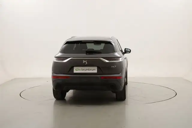 DS Automobiles DS 7 Crossback view 4