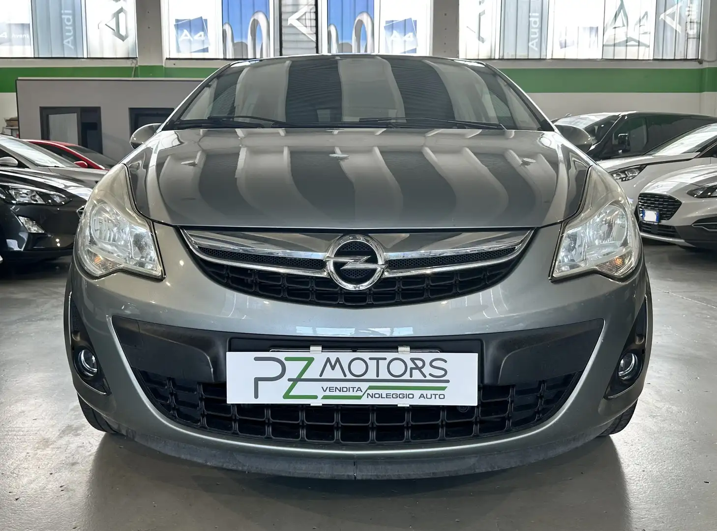 Opel Corsa Corsa IV 5p 1.2 Club Gpl-tech 85cv Grigio - 2