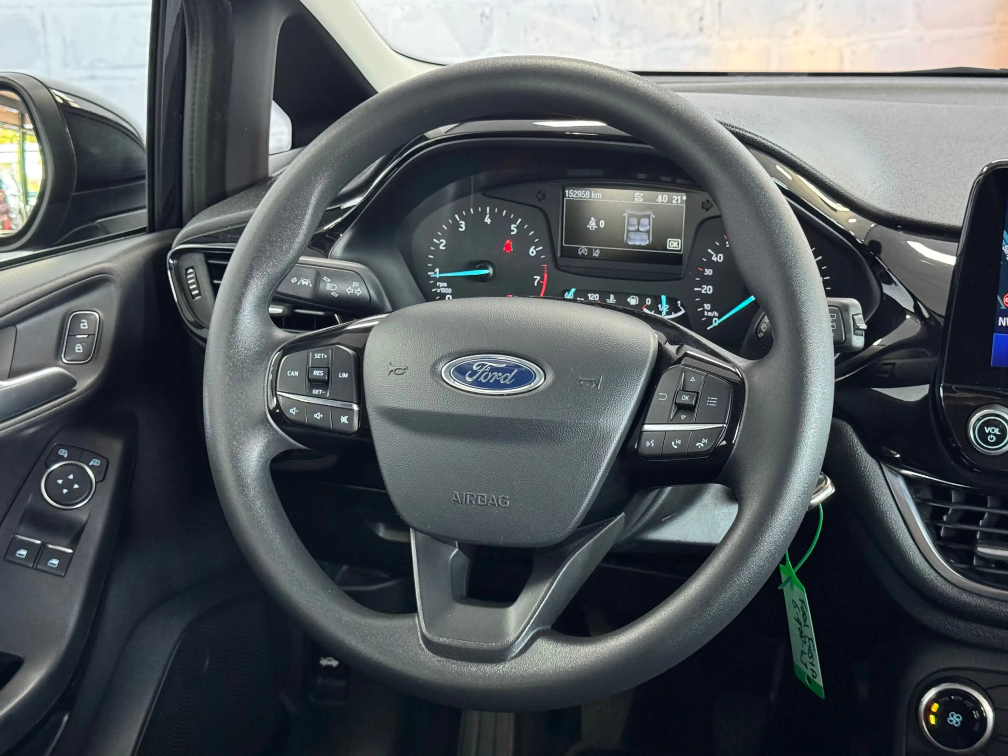 Ford Fiesta 1.1 Trend Navigatie Airco — photo 11