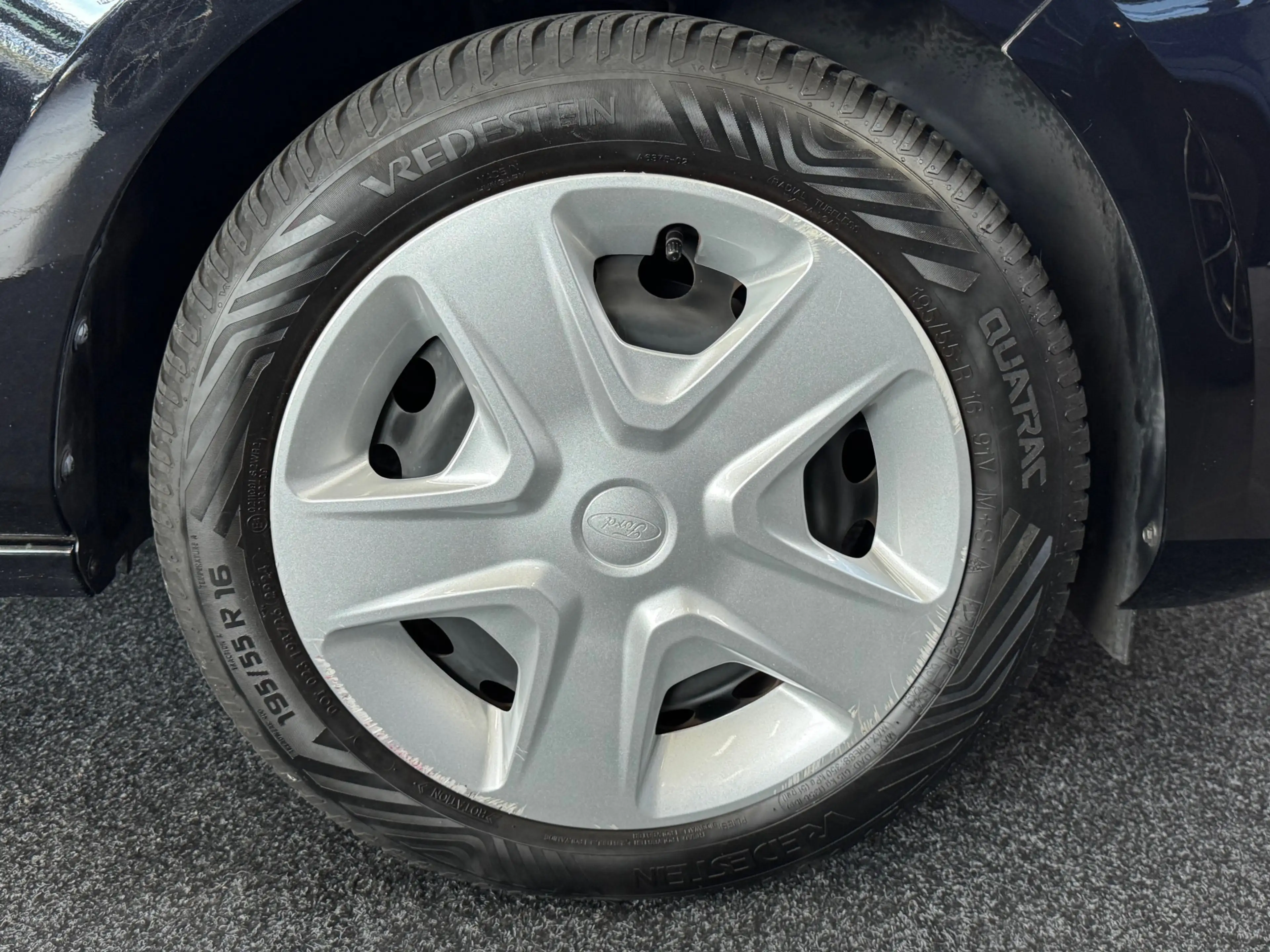 Ford Fiesta 1.1 Trend Navigatie Airco — photo 8