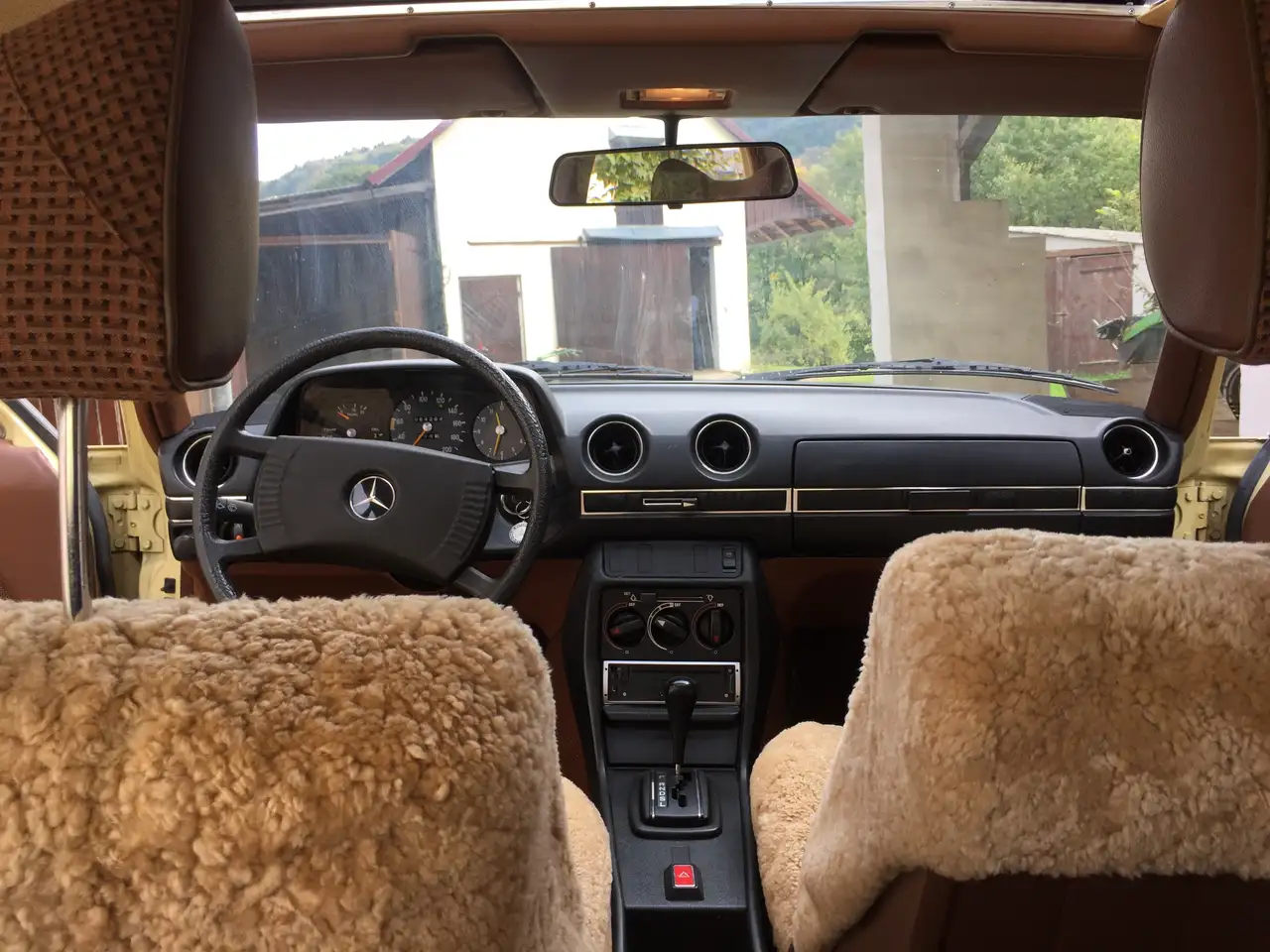 Mercedes-Benz 200, foto 3