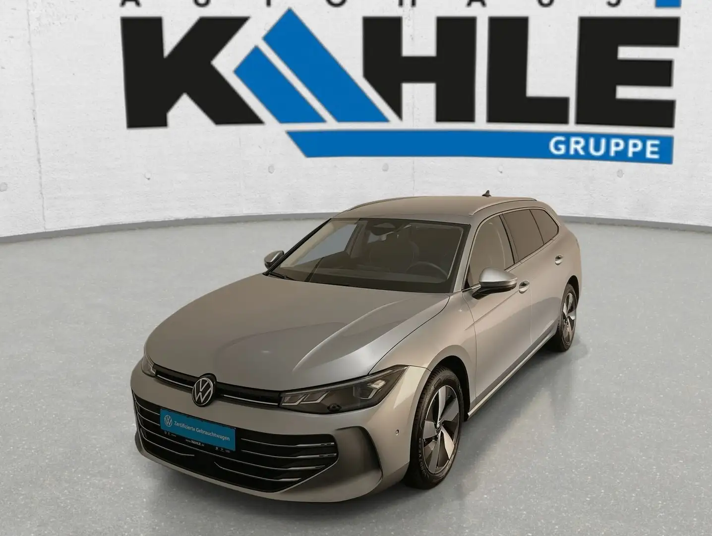 Volkswagen Passat Business 1.5eTSI DSG Navi AHK PDC Argintiu - 2