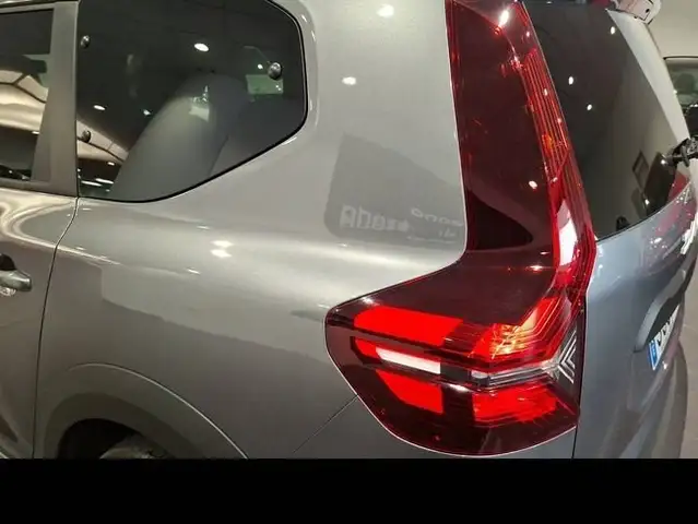 Dacia Jogger view 10
