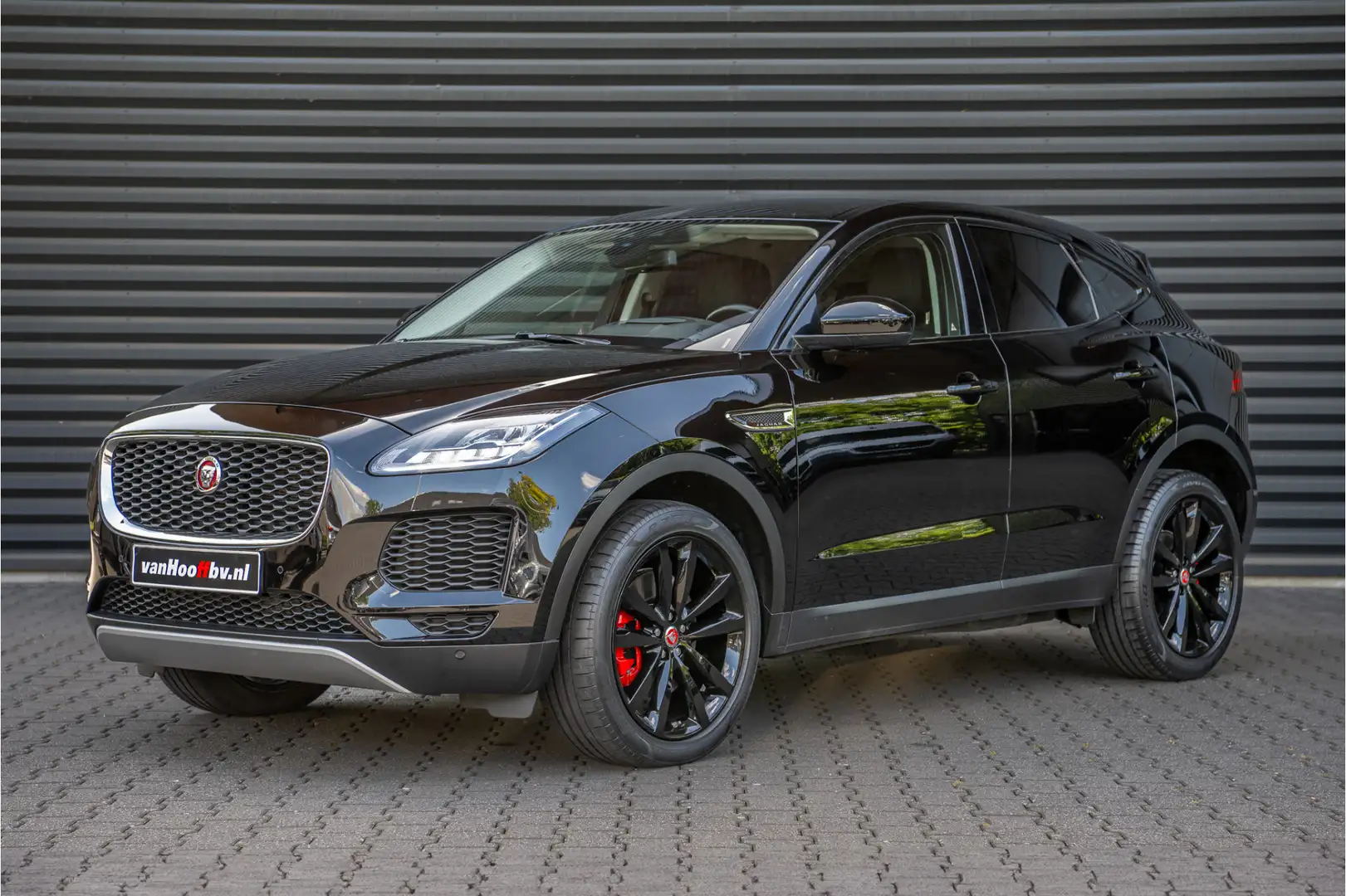 Jaguar E-Pace 2.0 P200 AWD 20'' - Head-up - Black Zwart - 1