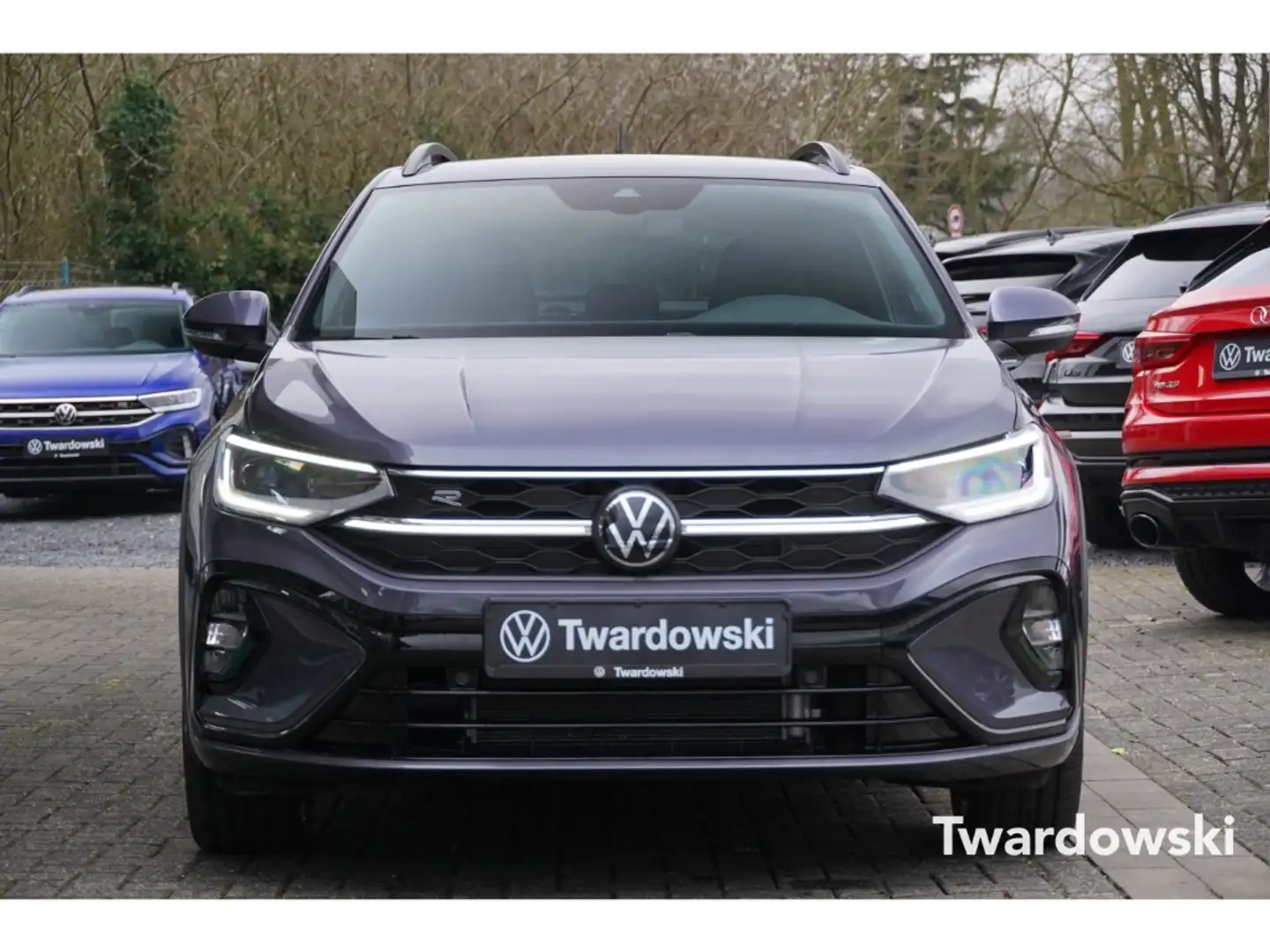 Volkswagen Taigo R-Line 1.5 TSI Black Style Matrix ACC SHZ Grigio - 2