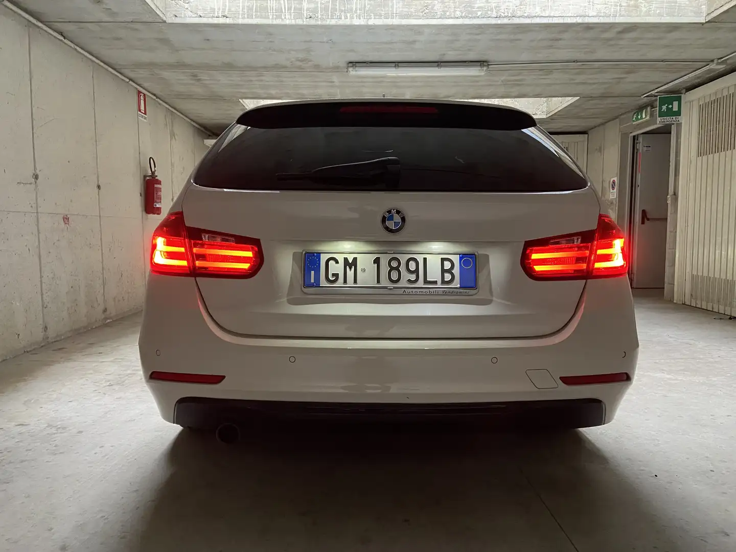 BMW 318 318d Gran Turismo Sport - 2