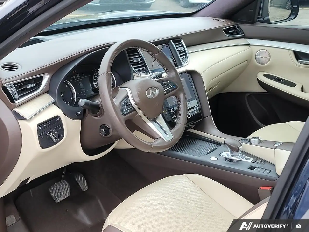 Infiniti QX50 снимка Infiniti QX50
