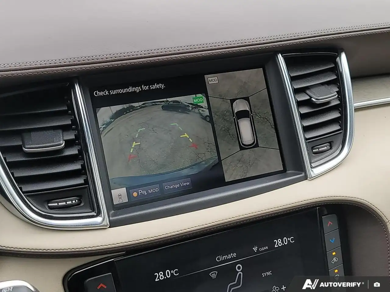 Infiniti QX50 снимка Infiniti QX50