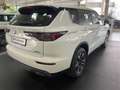 Mitsubishi Outlander 2.4L PHEV BASIS Weiß - thumbnail 2