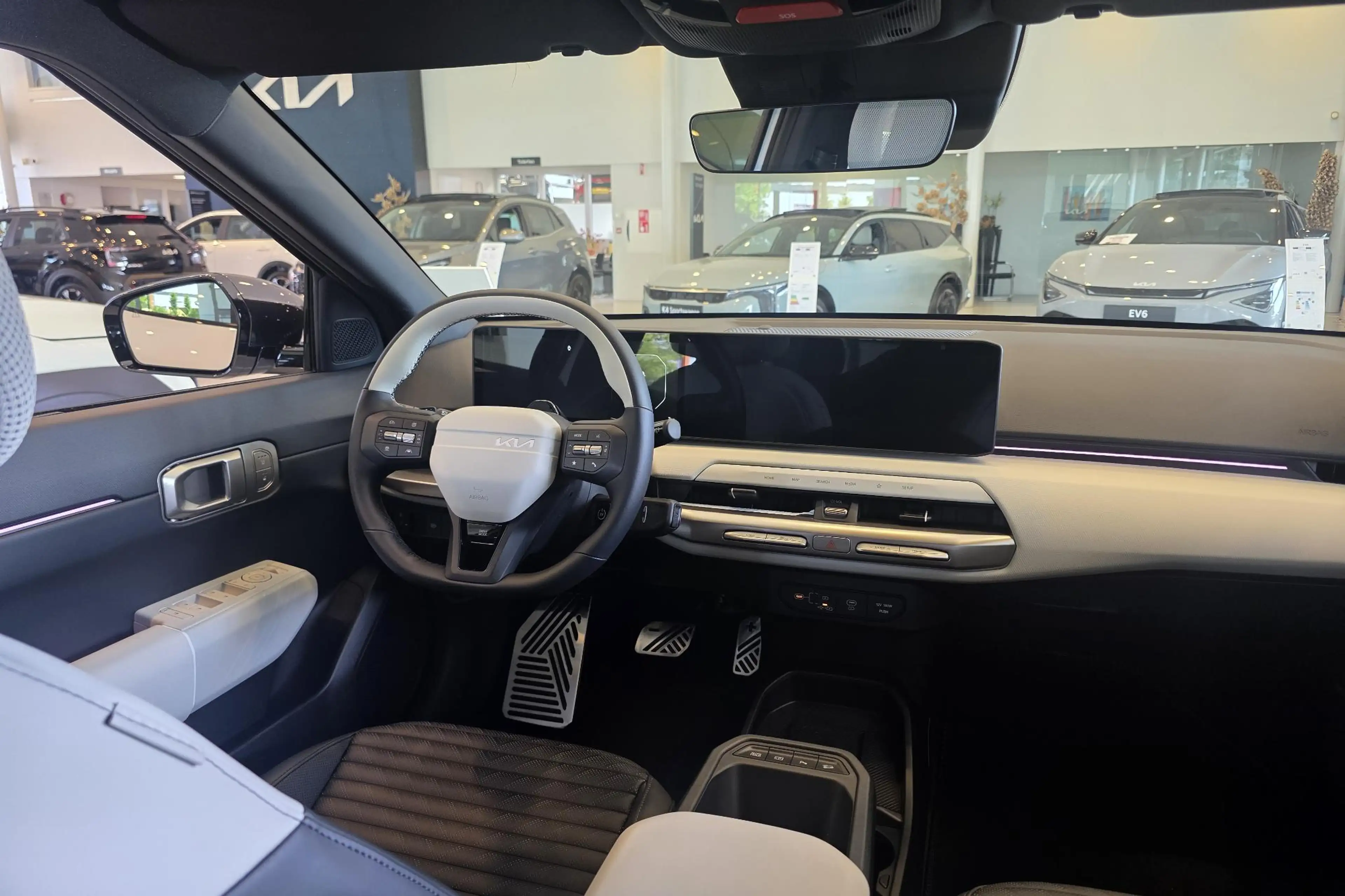 Kia EV4 GT-Line Business Edition 81.4 kWh | Rijklaar | Nie — photo 4